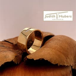 Handgemaakte 14 karaat gouden ring met 12 stuks pavé gezette briljant geslepen Diamanten mt 18
