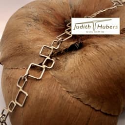 Strakke handgemaakte witgouden schakel armband 20 cm